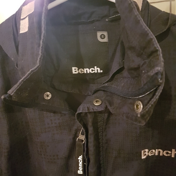 Coat - Picture 2 of 3